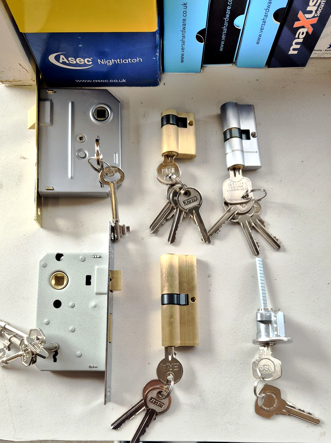 Key Cutting & Locksmith Services